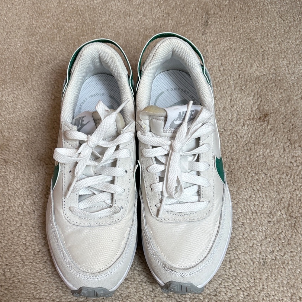 Nike Classic White and Green Shoes